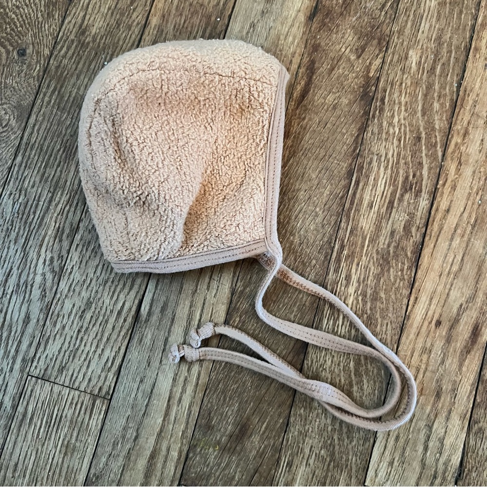 Briar Baby Sherpa Baby Bonnet 0-3 months